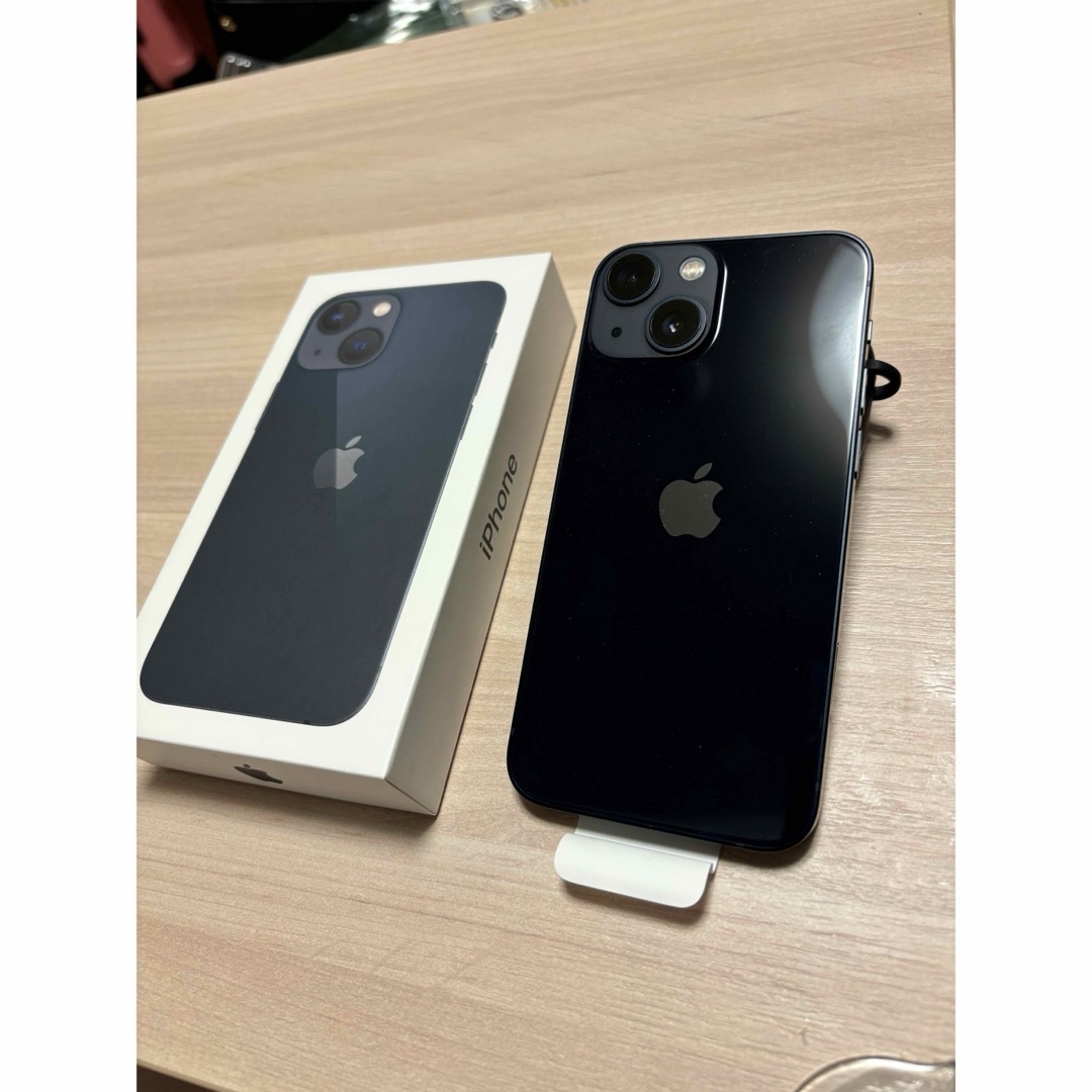 Apple(アップル)のiPhone13 mini ミッドナイト 128GB simフリー スマホ/家電/カメラのスマートフォン/携帯電話(スマートフォン本体)の商品写真