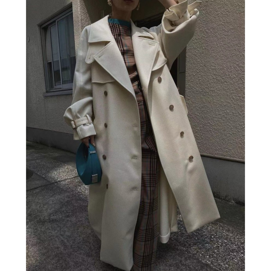 Ameri VINTAGE(アメリヴィンテージ)のAmeri VINTAGE SUPERIOR FLARE TRENCH COAT レディースのジャケット/アウター(トレンチコート)の商品写真