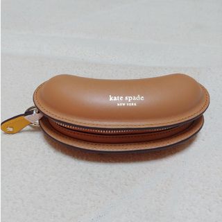 ケイトスペードニューヨーク(kate spade new york)のケイト・スペードチャーム小物入れ(ポーチ)