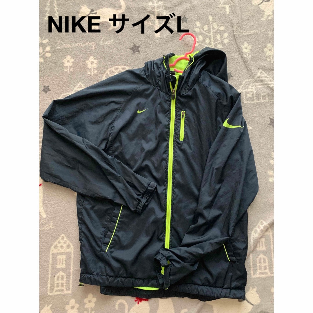 NIKE(ナイキ)の【used】NIKE レディース ナイロンジャケット L サイズ 黒 レディースのジャケット/アウター(ナイロンジャケット)の商品写真