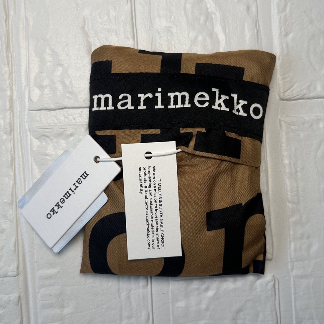 marimekko(マリメッコ)のレア！ 日本限定 廃番 新品 マリメッコ ブラウン マリロゴ スマートバッグ レディースのバッグ(エコバッグ)の商品写真