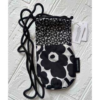 マリメッコ(marimekko)の廃番 完売 新品 マリメッコ スマート ボトルバッグ ウニッコ ブラック(その他)