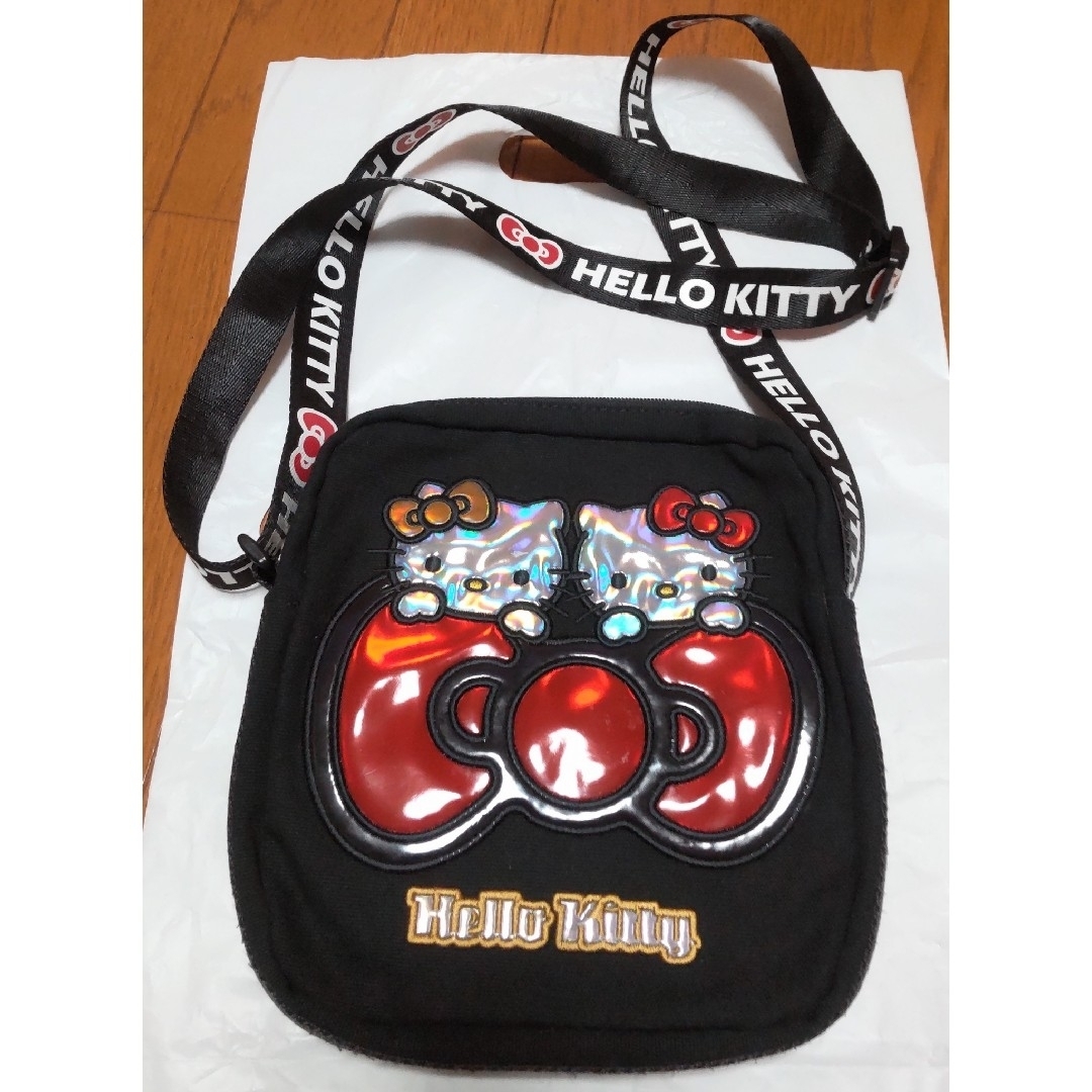 サンリオ(サンリオ)のマヌファット☆キティ☆ポシェット☆レア☆大人も子供も使えるショルダーバッグ レディースのバッグ(ショルダーバッグ)の商品写真