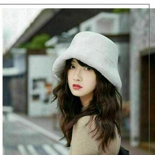 z大人気 ボアハット バケットハットもこもこ 帽子 韓国 レディース 白色(ハット)