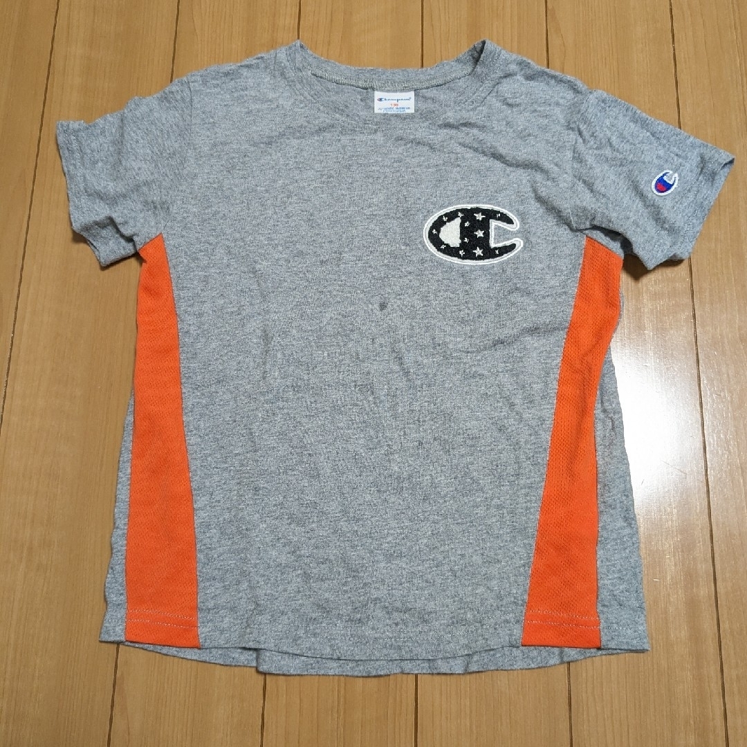 Champion(チャンピオン)のChampion　キッズ　Tシャツ　130cm キッズ/ベビー/マタニティのキッズ服男の子用(90cm~)(Tシャツ/カットソー)の商品写真