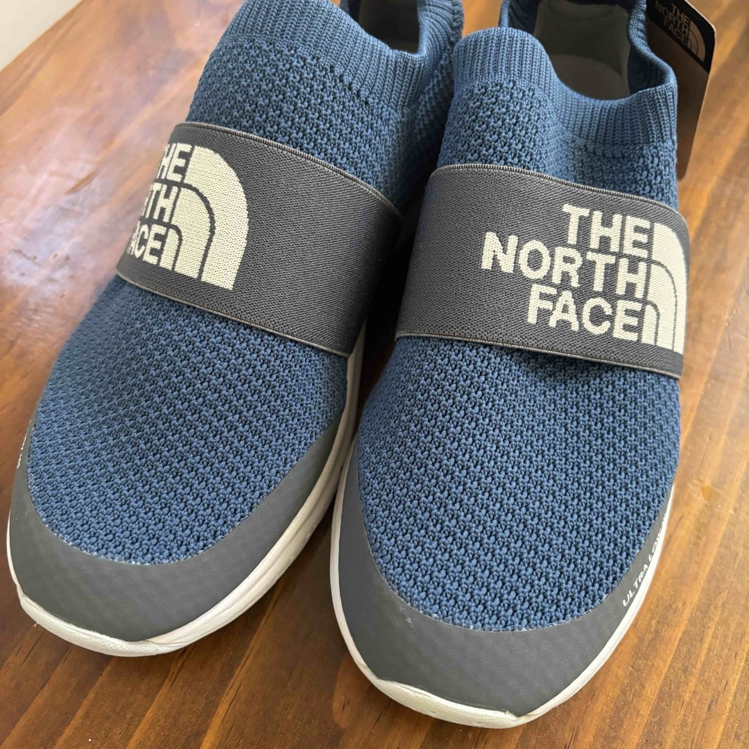 THE NORTH FACE(ザノースフェイス)の新品タグ付 THE NORTH FACE K Ultra Low III キッズ/ベビー/マタニティのキッズ靴/シューズ(15cm~)(スニーカー)の商品写真