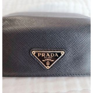 プラダ(PRADA)のPRADA サフィアーノレザー  ゴールド　6連キーケース(キーケース)