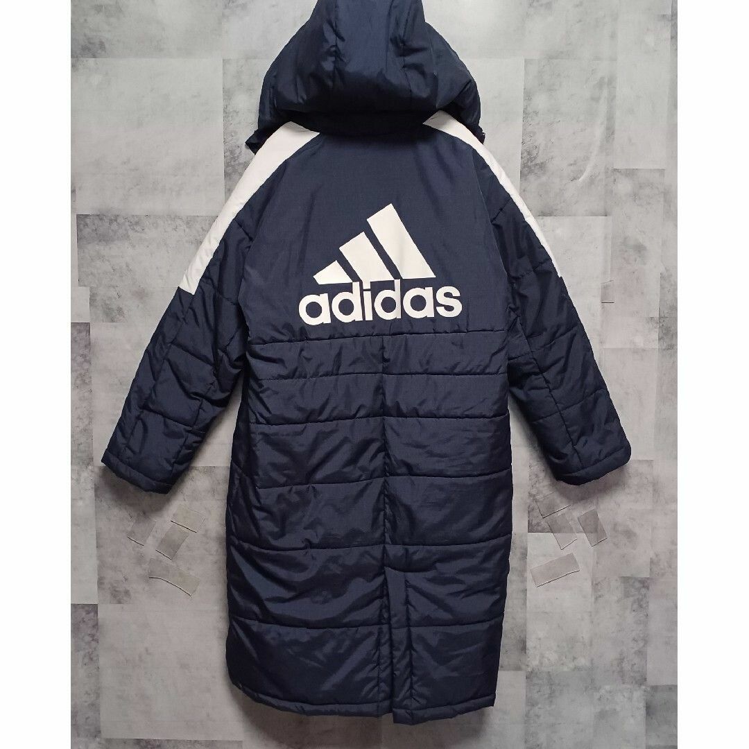 adidas(アディダス)のadidas アディダス キッズ 中綿ベンチコート 防寒 ネイビー 130 キッズ/ベビー/マタニティのキッズ服男の子用(90cm~)(ジャケット/上着)の商品写真