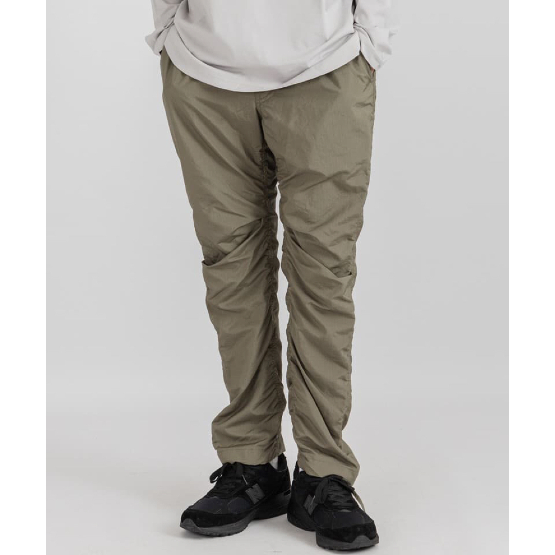 nonnative(ノンネイティブ)のnonnative DWELLER EASY PANTS DICROS dew® メンズのパンツ(ワークパンツ/カーゴパンツ)の商品写真