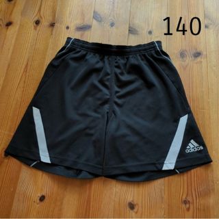 アディダス(adidas)のadidas　アディダス　ショートパンツ　短パン　140(ウェア)