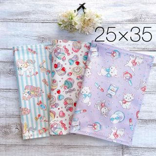 ランチョンマット　25×35   女の子　ゆめかわ　ユニコーン　ねこ　3枚(外出用品)