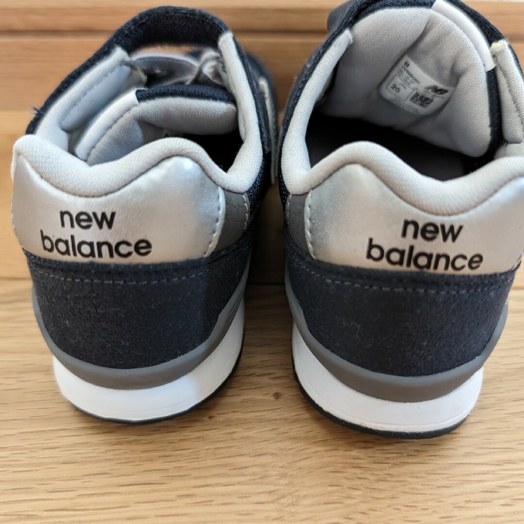 996（New Balance）(キュウキュウロク)のニューバランス996 ネイビー　20センチ キッズ/ベビー/マタニティのキッズ靴/シューズ(15cm~)(スニーカー)の商品写真