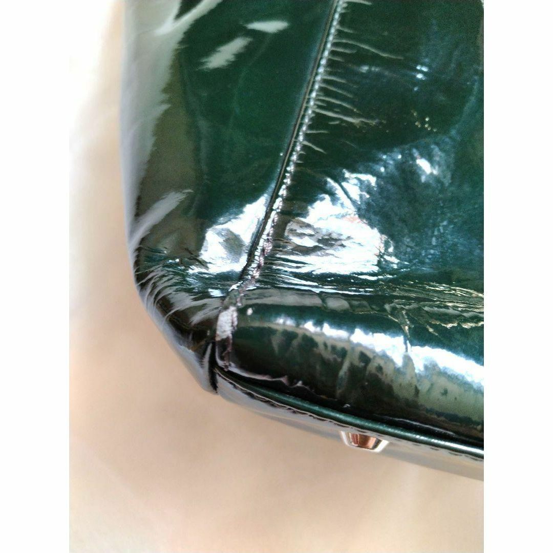 MARGARET HOWELL(マーガレットハウエル)のマーガレットハウエルアイデア　トートバッグ　エナメル　大人な落ち着きカラー レディースのバッグ(トートバッグ)の商品写真