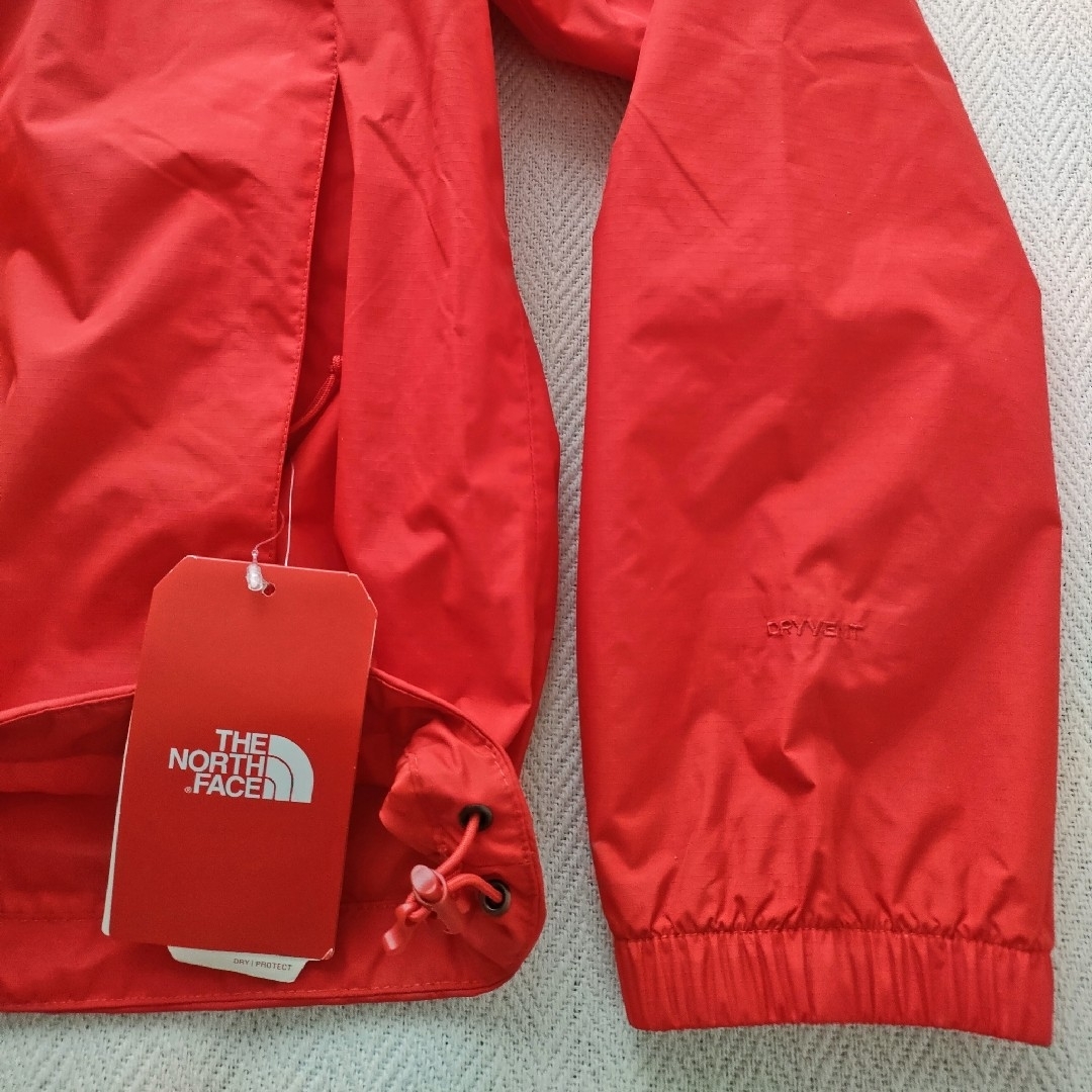 THE NORTH FACE(ザノースフェイス)の【新品】ザ・ノース・フェイス THE NORTH FACE  NF0A2VD5 メンズのジャケット/アウター(その他)の商品写真