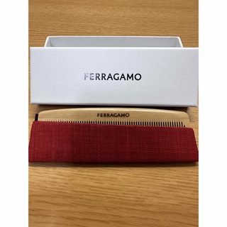 Ferragamo - 【FERRAGAMO】　かづら清老舗くし