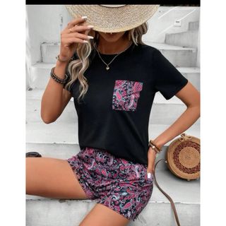 シーイン(SHEIN)のTシャツ 上下セット(Tシャツ(半袖/袖なし))