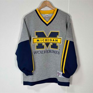 デサント(DESCENTE)の【デカロゴ】ミシガン大学 バスケットボール 長袖Tシャツ M-Lサイズ (Tシャツ/カットソー(七分/長袖))