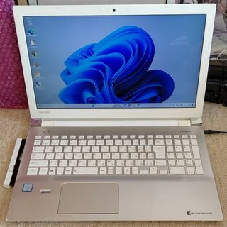 ダイナブック(dynabook)のWin11/Core i5/SSD1TB/8GB/FullHD/ブルーレイ(ノートPC)