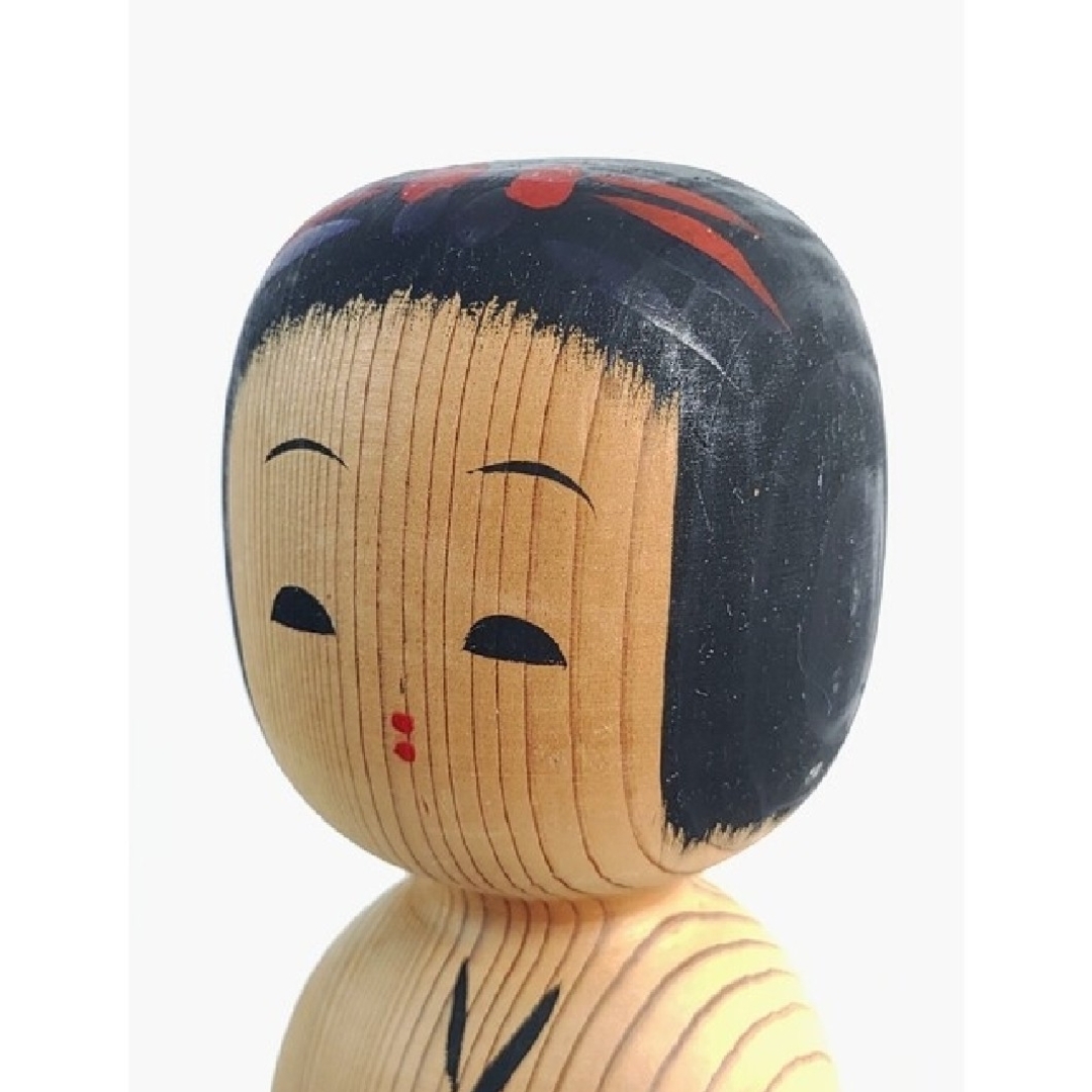 秋田伝統　又五郎作　手彫り　こけし　郷土玩具　伝統こけし　美術工芸品　30cm エンタメ/ホビーの美術品/アンティーク(彫刻/オブジェ)の商品写真