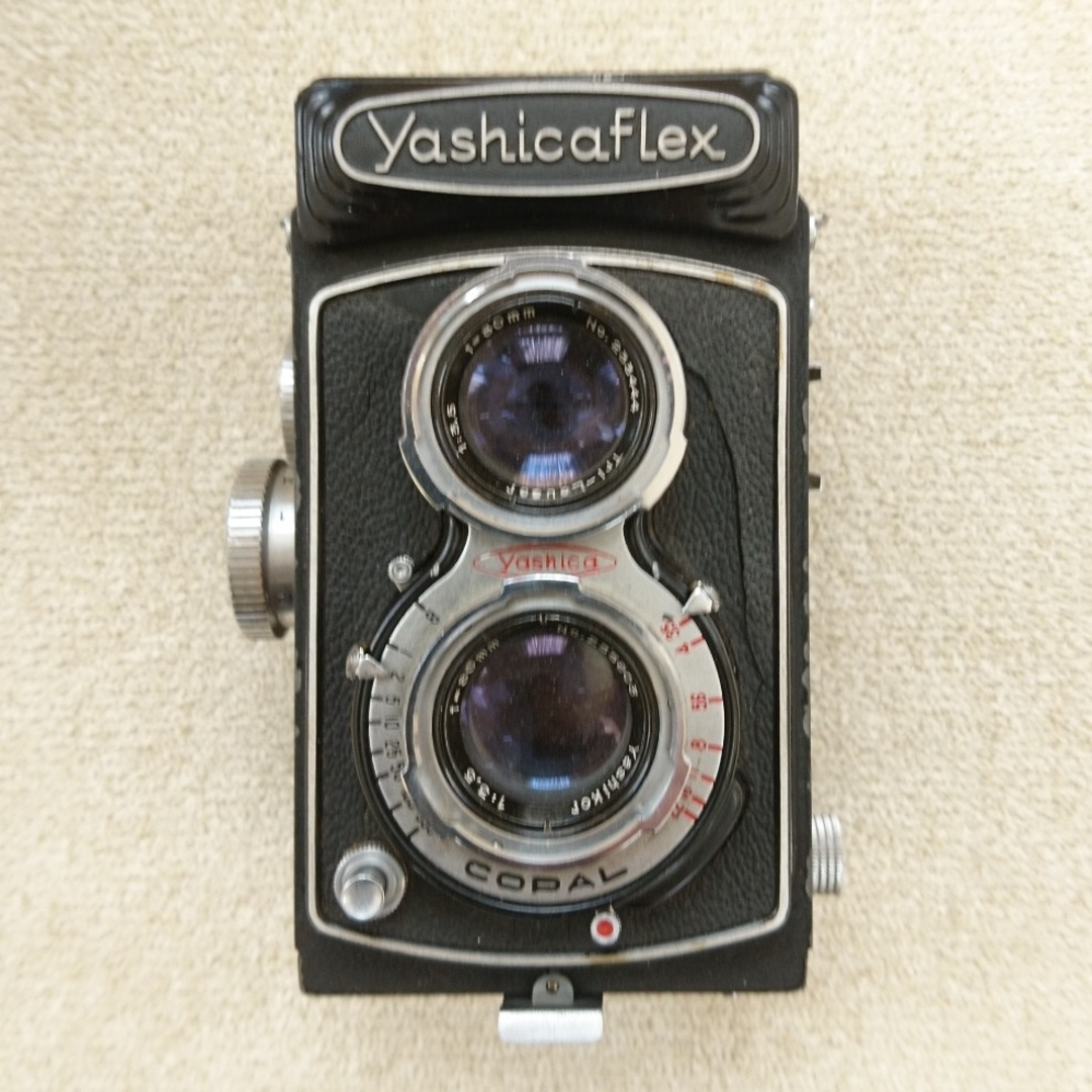 ヤシカ Yashica Flex ケース付き スマホ/家電/カメラのカメラ(フィルムカメラ)の商品写真