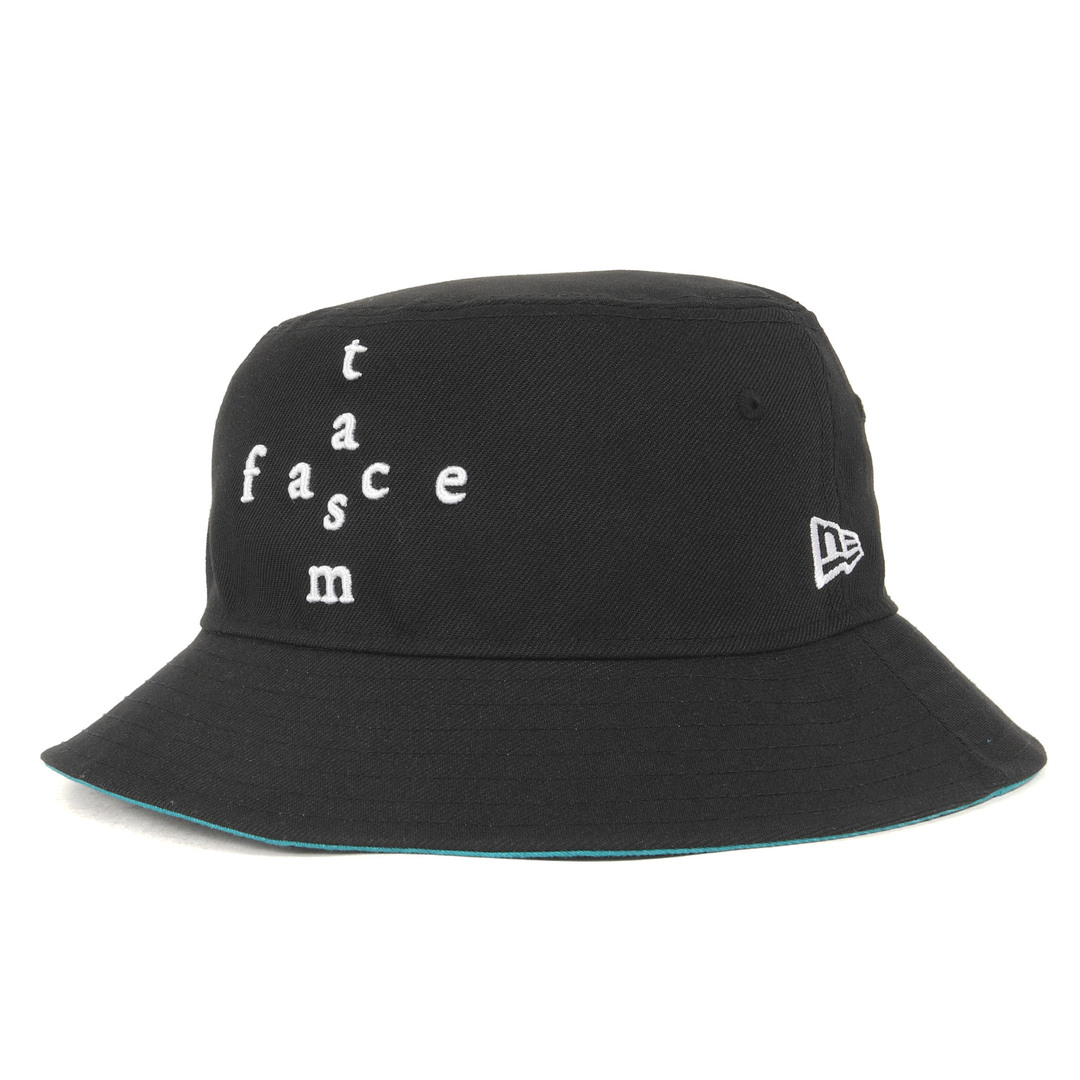 FACETASM(ファセッタズム)の新品 FACETASM ファセッタズム ハット サイズ:M/L 23AW NEW ERA ニューエラ オンラインストア限定 バケットハット ブラック 黒 帽子 コラボ【メンズ】 メンズの帽子(ハット)の商品写真