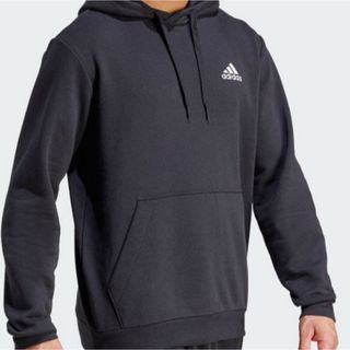 アディダス(adidas)の新品未使用♡アディダスメンズパーカー♡メンズパーカー♡アディダス(パーカー)