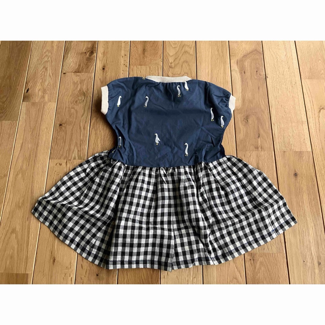 新品 女の子 ベビー ハンドメイド ワンピース ネイビー アヒル 95センチ キッズ/ベビー/マタニティのキッズ服女の子用(90cm~)(ワンピース)の商品写真