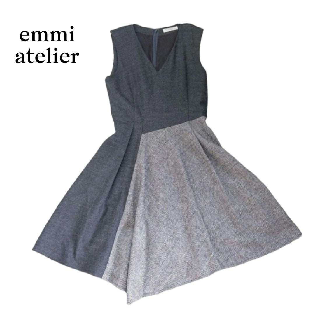 emmi atelier(エミアトリエ)の美品 emmi エミ 変形 チェック × グレー フレアワンピース レディースのワンピース(ひざ丈ワンピース)の商品写真