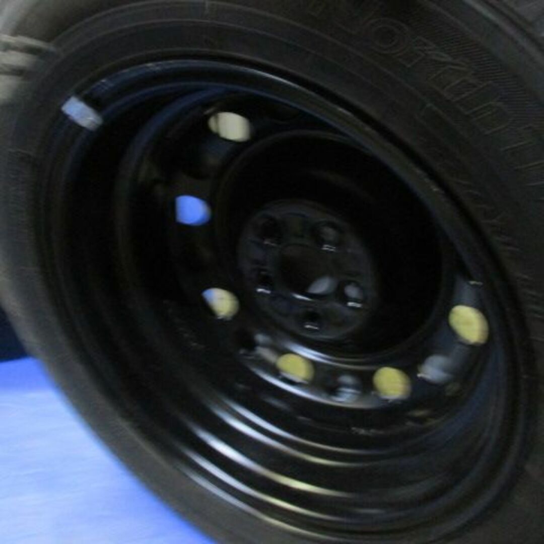 トヨタ(トヨタ)のユ）シエンタ純正15+　185/65R15　国産スタッドレス　2021年製 自動車/バイクの自動車(タイヤ・ホイールセット)の商品写真