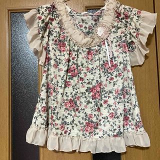 アクシーズファム(axes femme)のアクシーズファム　花柄トップス美品(カットソー(半袖/袖なし))