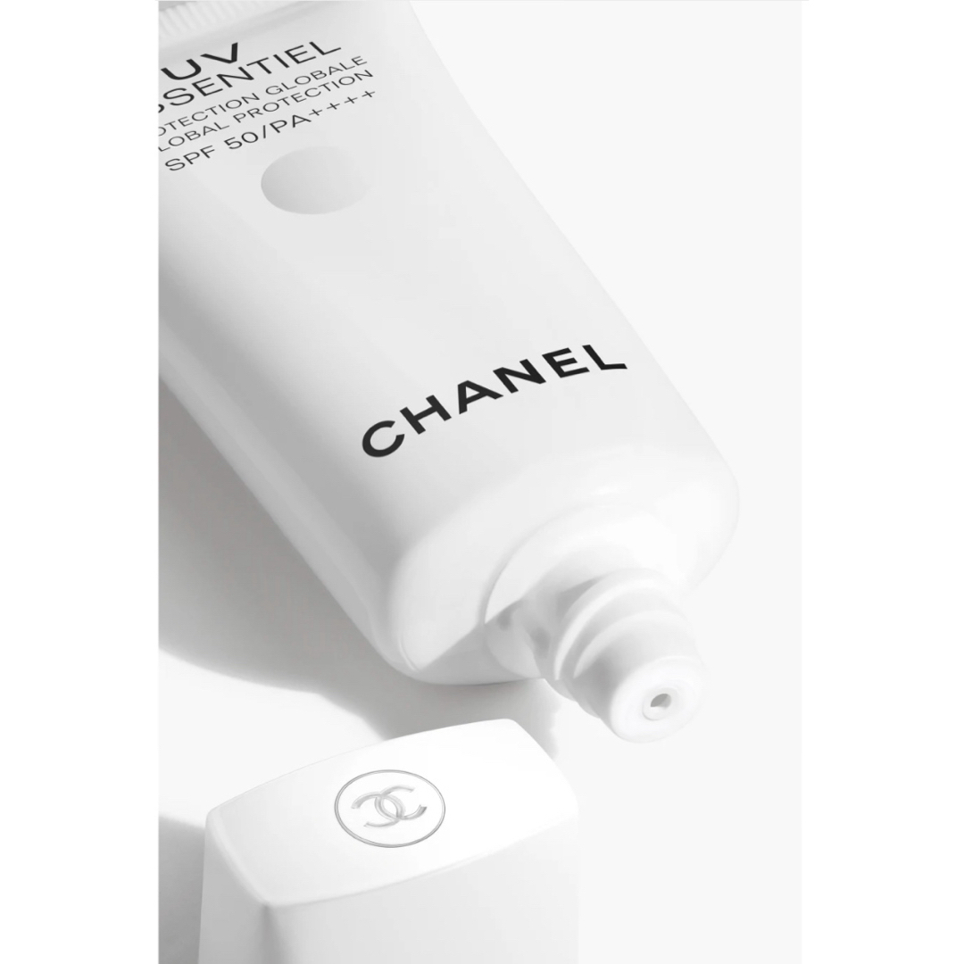 CHANEL(シャネル)のシャネル　UVエサンシェル　SPF50/PA++++ コスメ/美容のボディケア(日焼け止め/サンオイル)の商品写真