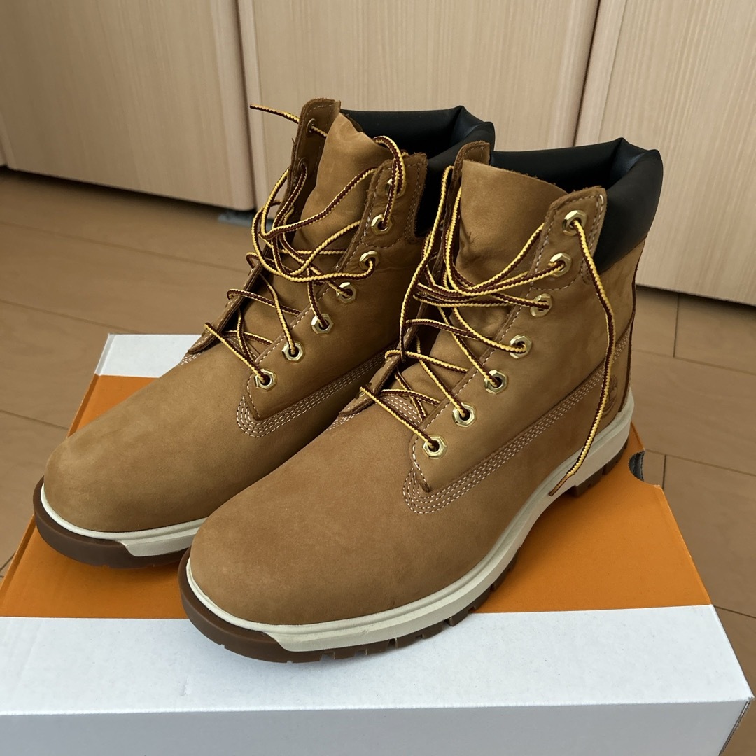 Timberland(ティンバーランド)のティンバーランド　イエローブーツ　6インチ　ウォータープルーフブーツ メンズの靴/シューズ(ブーツ)の商品写真