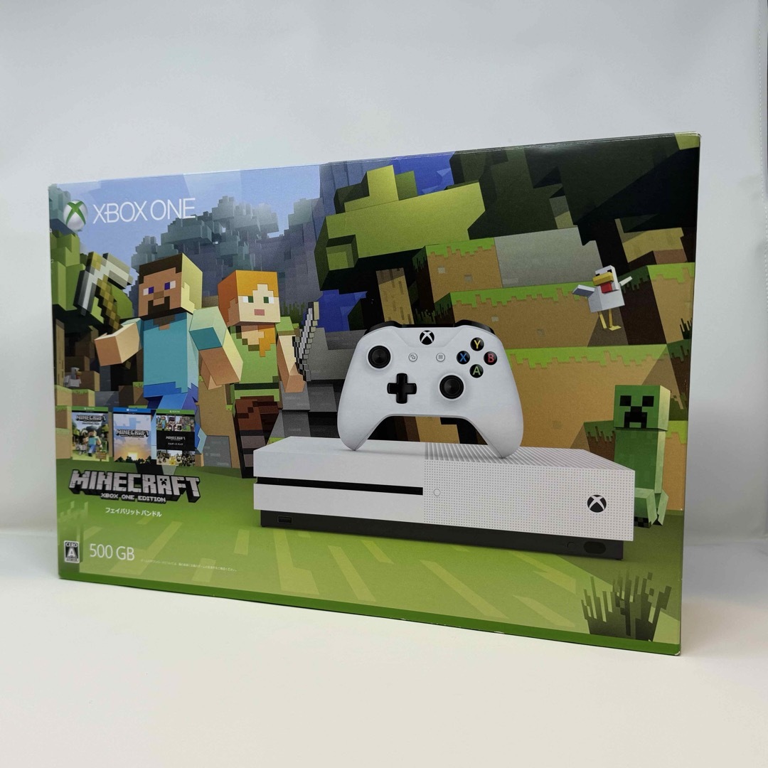 Microsoft(マイクロソフト)のXbox One S 500 GB (Minecraft 同梱版) エンタメ/ホビーのゲームソフト/ゲーム機本体(家庭用ゲーム機本体)の商品写真
