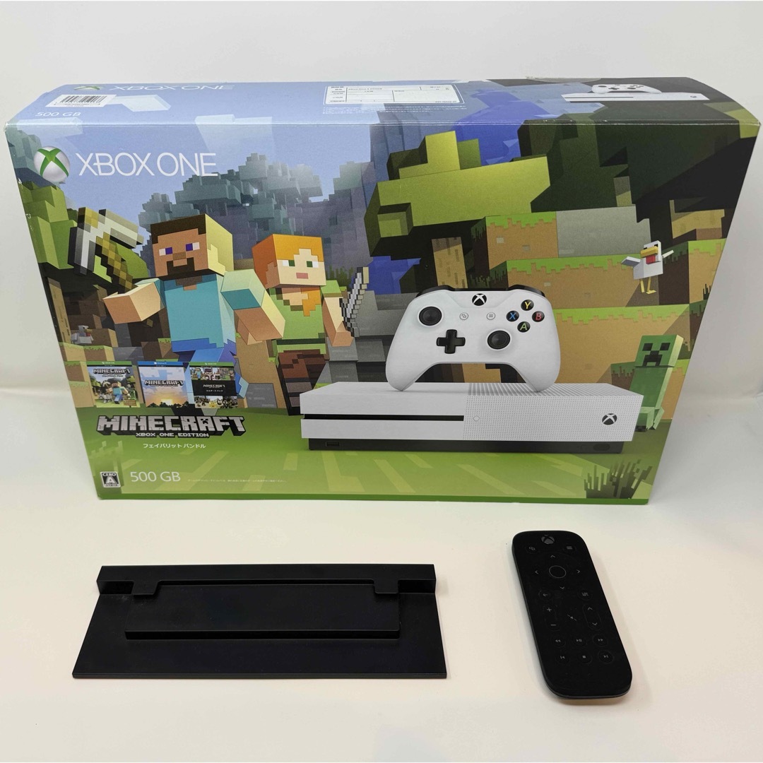 Microsoft(マイクロソフト)のXbox One S 500 GB (Minecraft 同梱版) エンタメ/ホビーのゲームソフト/ゲーム機本体(家庭用ゲーム機本体)の商品写真