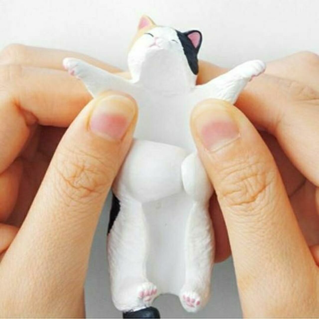 だら～んねこの傘タグ★そこで寝ちゃうの？★ハチワレ★フェリシモ★ その他のペット用品(猫)の商品写真