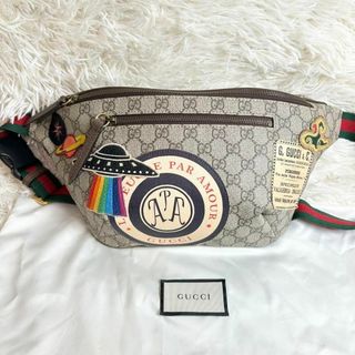 美品 GUCCI クーリエ GGスプリーム ボディバッグ ウエストバッグ