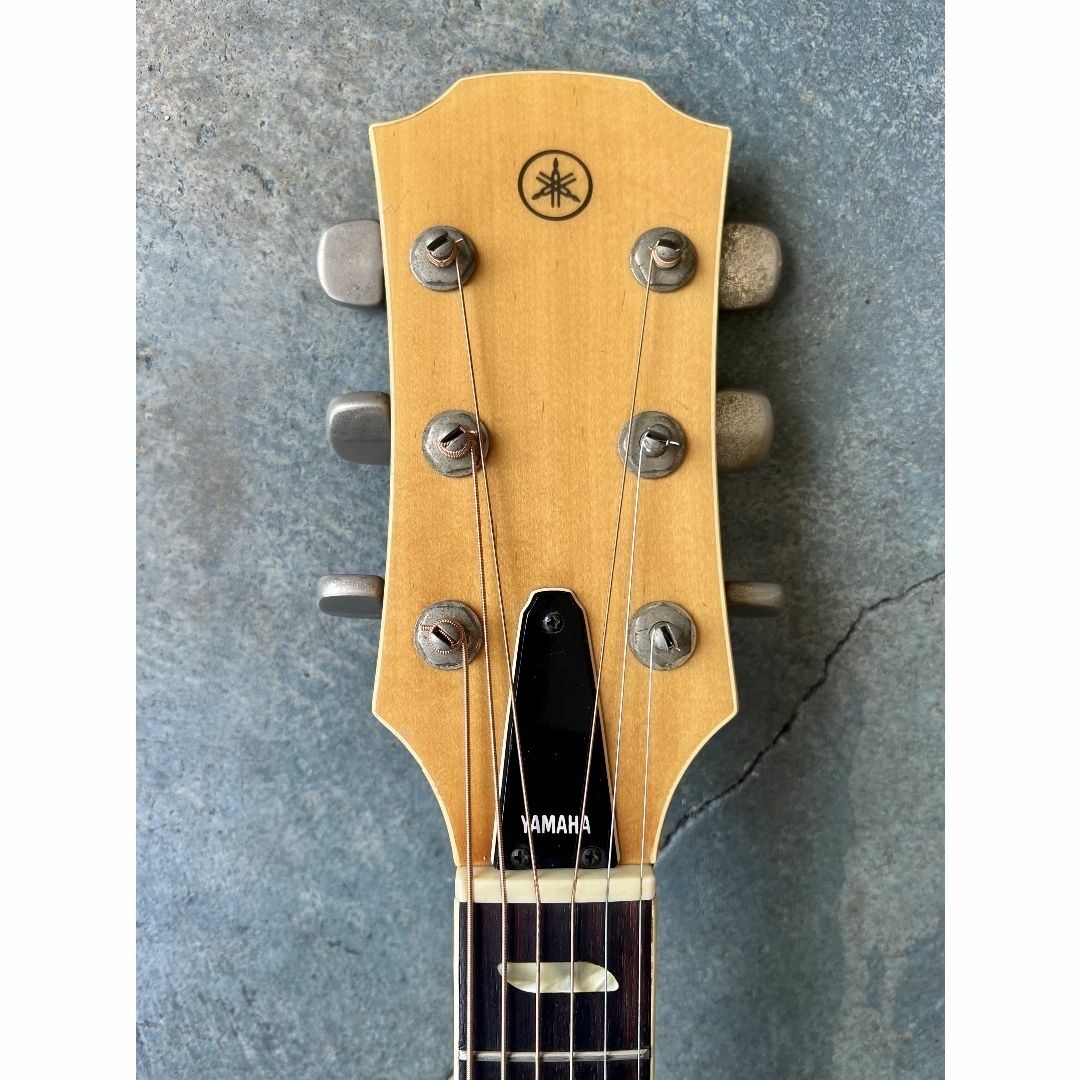 ヤマハ(ヤマハ)のYAMAHA AE-12 - ナチュラル / 17インチ フルアコ ビグスビー付 楽器のギター(エレキギター)の商品写真