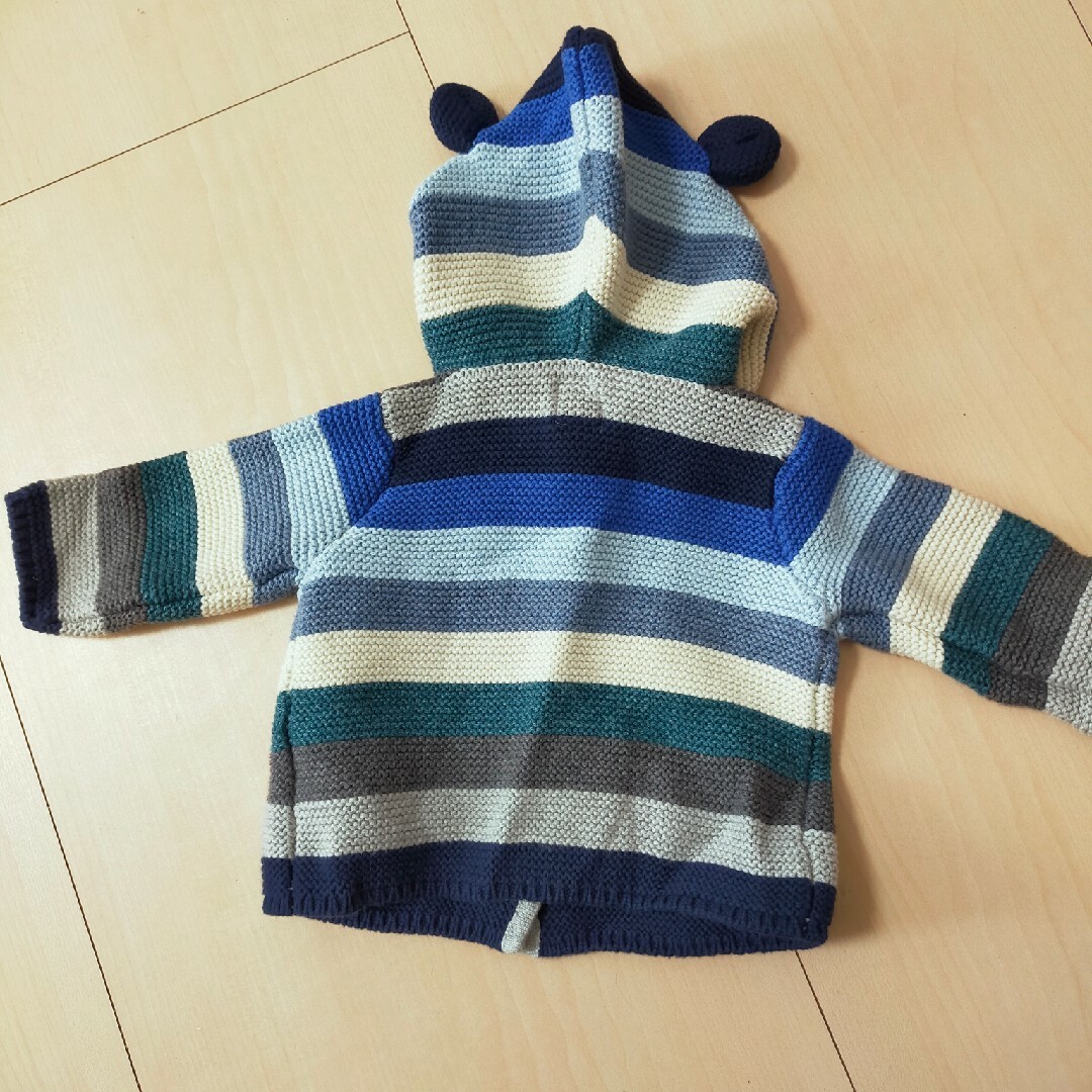 babyGAP(ベビーギャップ)の新品未使用　baby GAP カーディガン　くま　50cm キッズ/ベビー/マタニティのベビー服(~85cm)(カーディガン/ボレロ)の商品写真