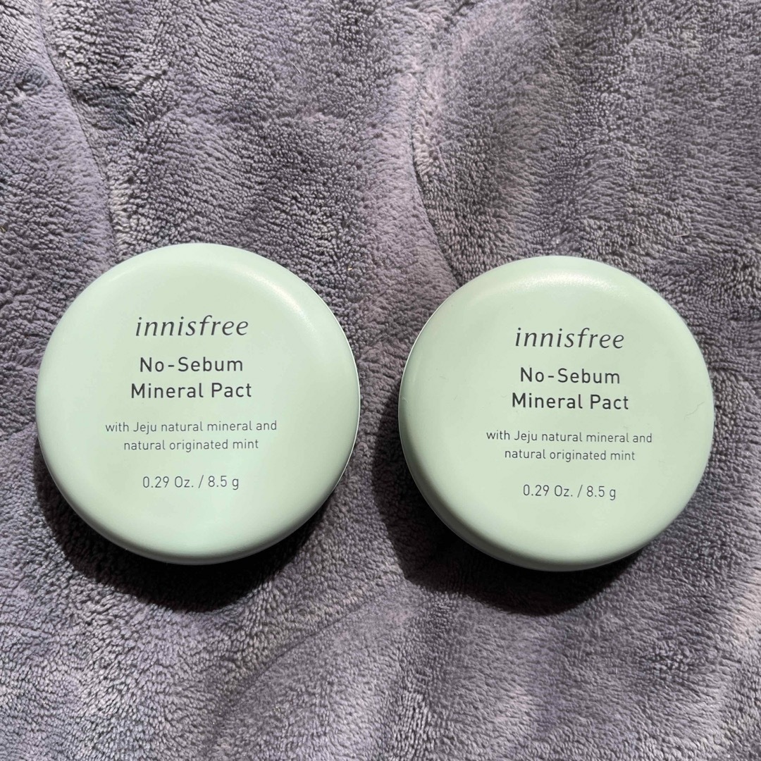 Innisfree(イニスフリー)のイニスフリー INNISFREE ノーセバム ミネラルパクト 8.5g コスメ/美容のベースメイク/化粧品(フェイスパウダー)の商品写真