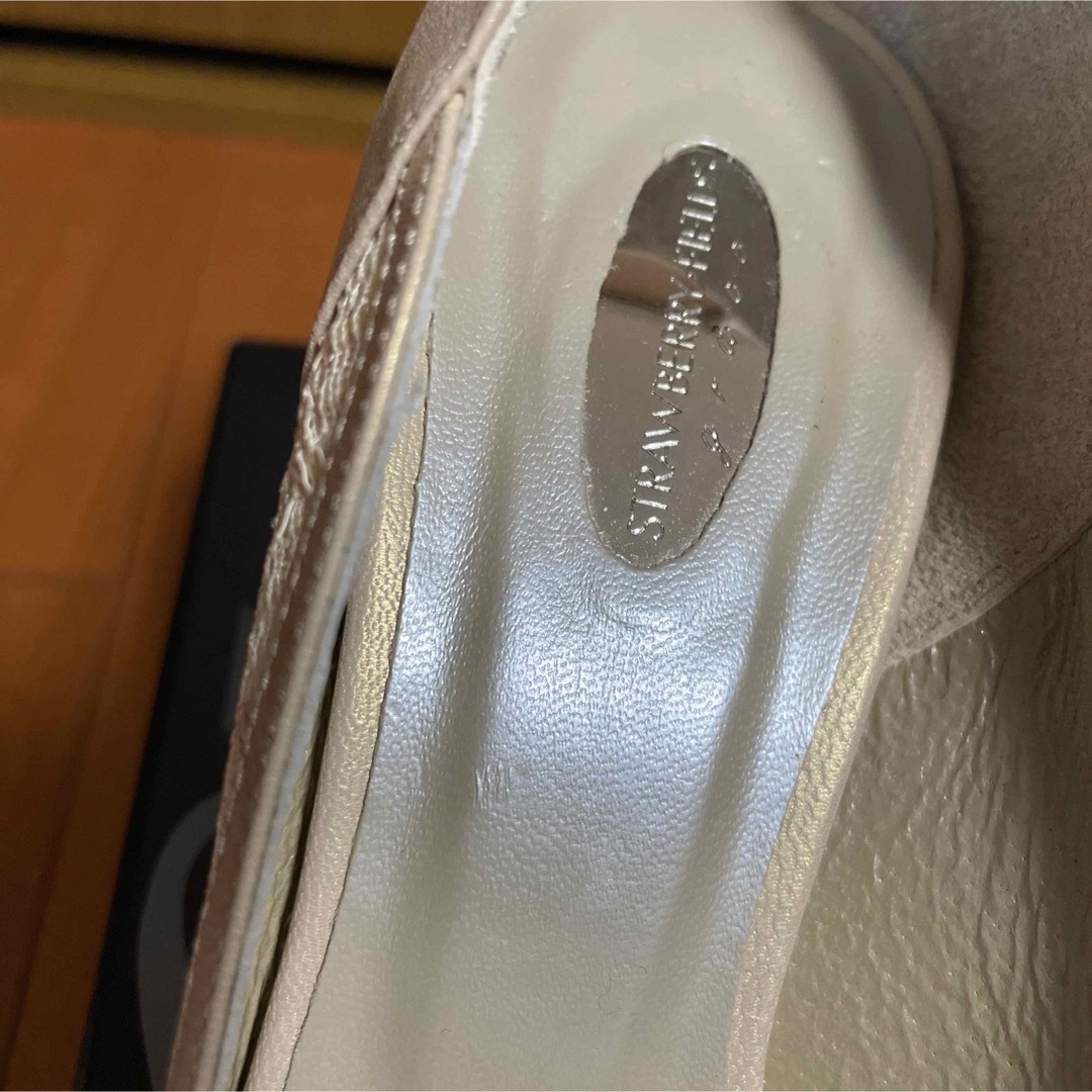 STRAWBERRY-FIELDS(ストロベリーフィールズ)の【最終値下げ】未使用品 ストロベリーフィールズビジュー レース パンプス レディースの靴/シューズ(ハイヒール/パンプス)の商品写真