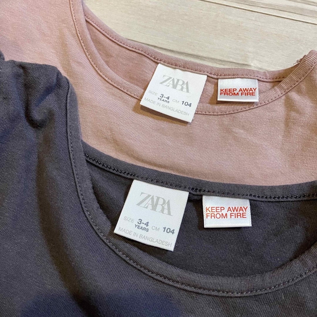 ZARA KIDS(ザラキッズ)の2枚セット【ZARAKIDS】ザラキッズ 長袖Tシャツ フリル サイズ104 キッズ/ベビー/マタニティのキッズ服女の子用(90cm~)(Tシャツ/カットソー)の商品写真