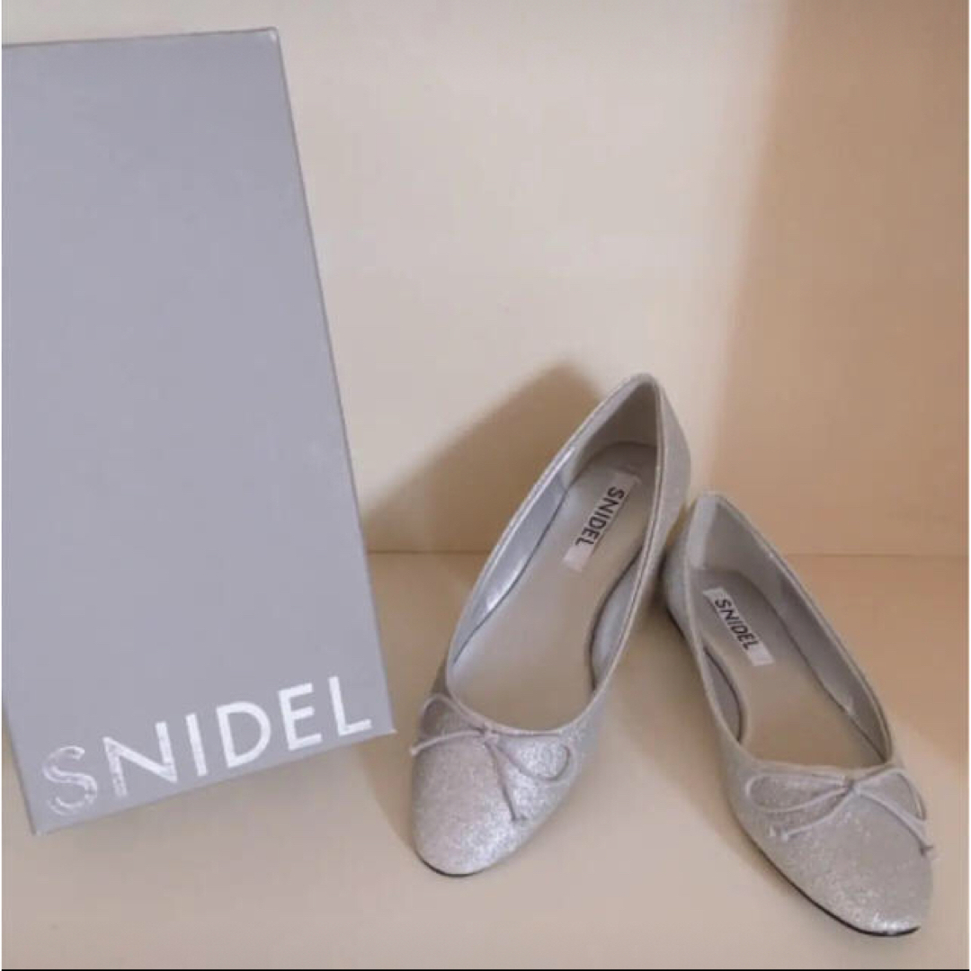 SNIDEL(スナイデル)のSNIDEL ♥* ﾘﾎﾞﾝﾊﾞﾚｴｼｭｰｽﾞ⑅ レディースの靴/シューズ(バレエシューズ)の商品写真