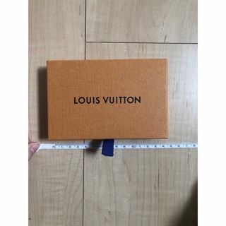 ルイヴィトン(LOUIS VUITTON)のVUITTON 箱(ショップ袋)