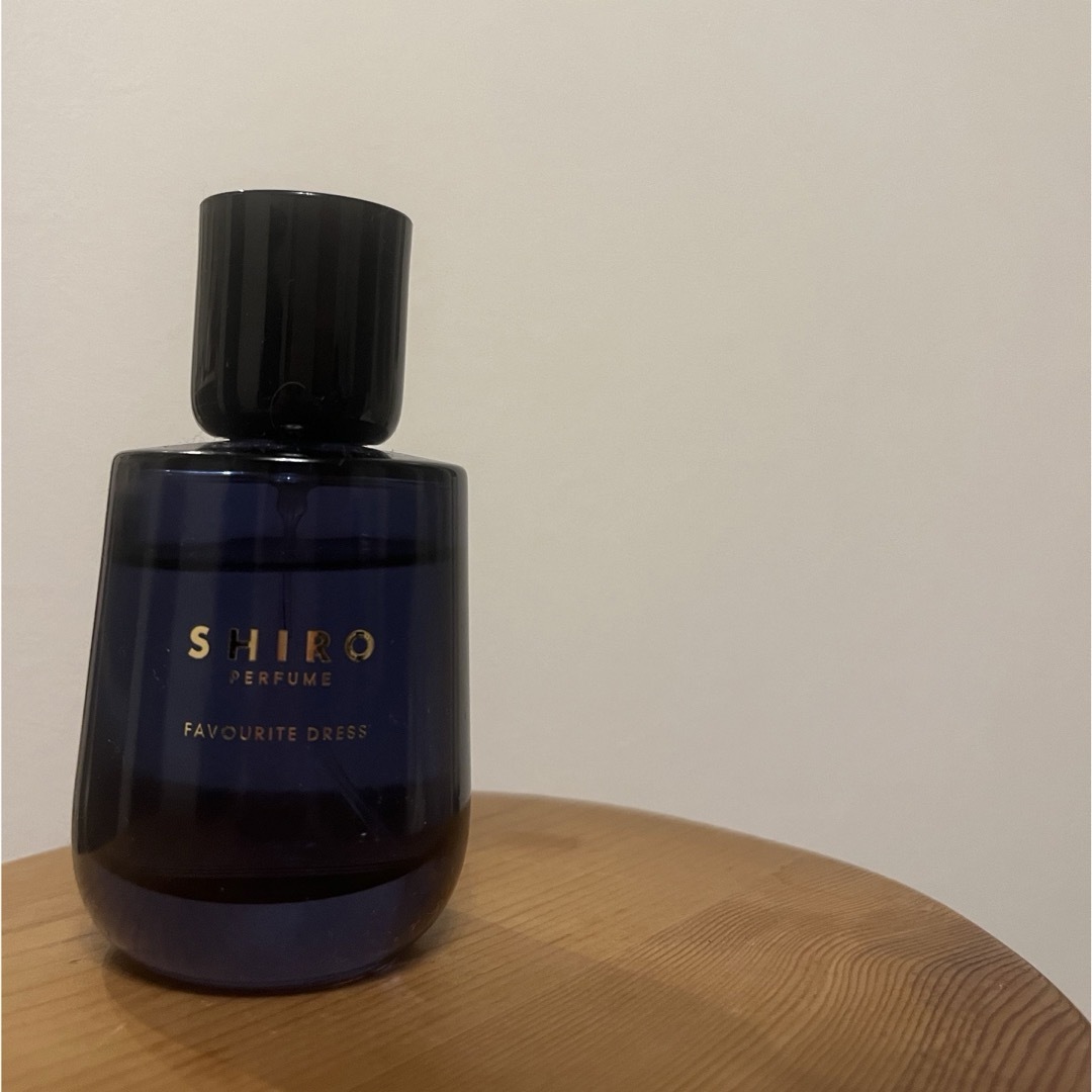 shiro(シロ)のSHIRO PERFUME FAVOURITE DRESS/シロ★香水★1点美品 コスメ/美容の香水(香水(女性用))の商品写真