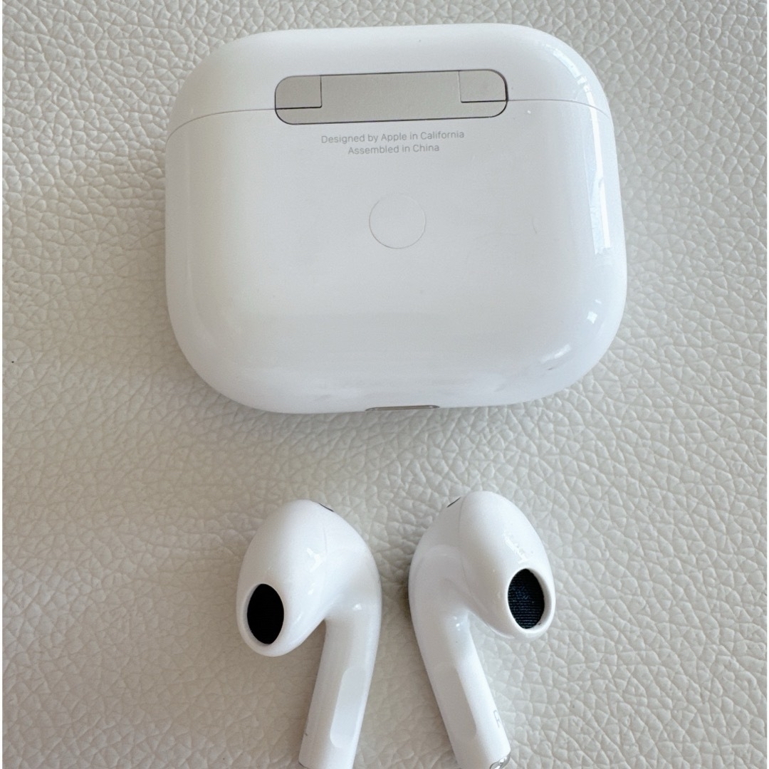 Apple(アップル)のアイポッツ♪第3世代　 スマホ/家電/カメラのスマホアクセサリー(モバイルケース/カバー)の商品写真