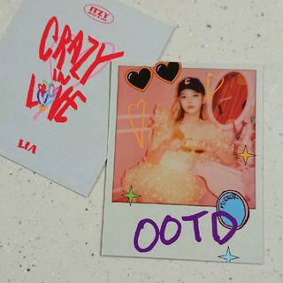 イッチ(ITZY)の１枚　リア　ポラロイド　トレカ　Crazy In Love　ITZY(その他)