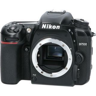 ニコン(Nikon)のＮＩＫＯＮ　Ｄ７５００(デジタル一眼)