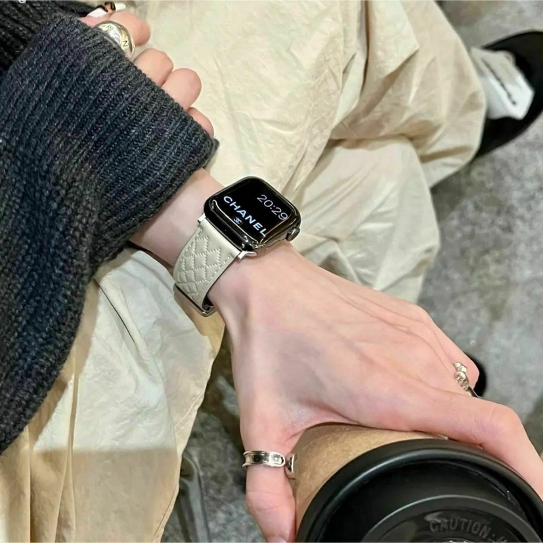 Apple Watch(アップルウォッチ)のApple Watch アップルウォッチ 本革ベルト　バンド カバー2点セット レディースのファッション小物(腕時計)の商品写真