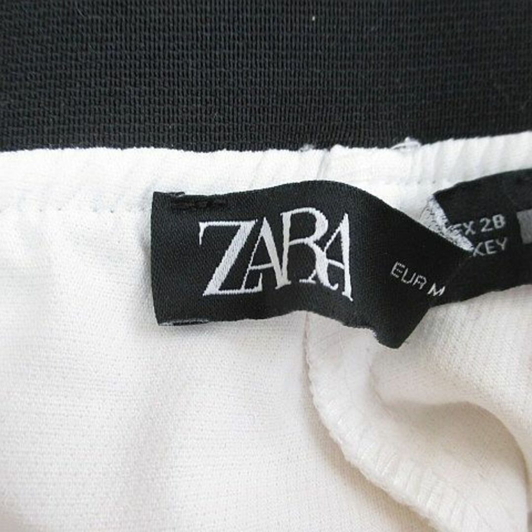 ZARA(ザラ)のザラ ロング丈 テーパードパンツ ジップフライ M 白系 ホワイト ストレッチ レディースのパンツ(その他)の商品写真