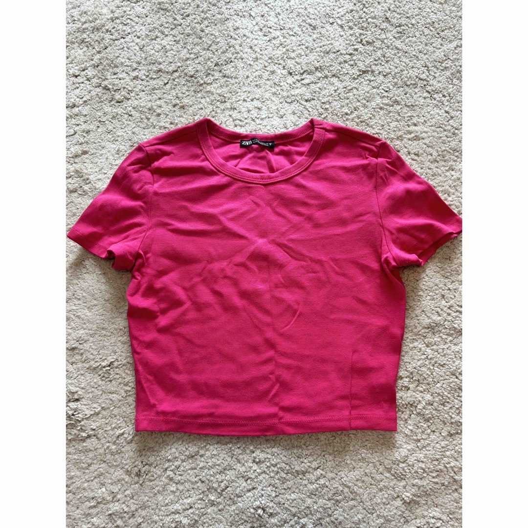 ZARA(ザラ)のZARA Tシャツ レディースのトップス(Tシャツ(半袖/袖なし))の商品写真